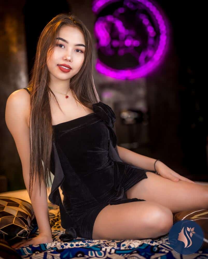 Amanda massage therapist Aya Bangkok massage