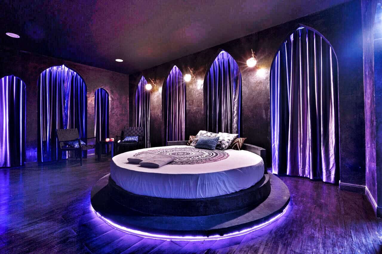 Aya bangkok vip room